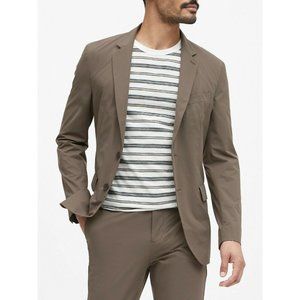 NWT Banana Republic Size 40R MEN'S Slim #550265 Packable Performance Suit Jacket